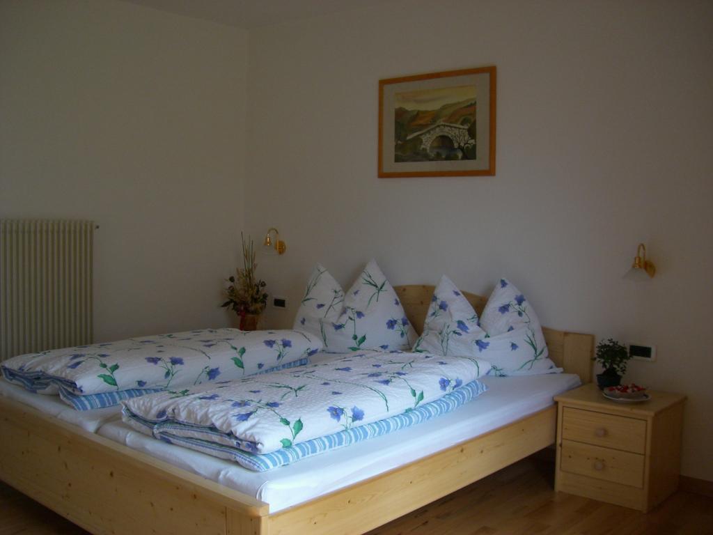 Gasthaus St. Valentin Chiusa Oda fotoğraf