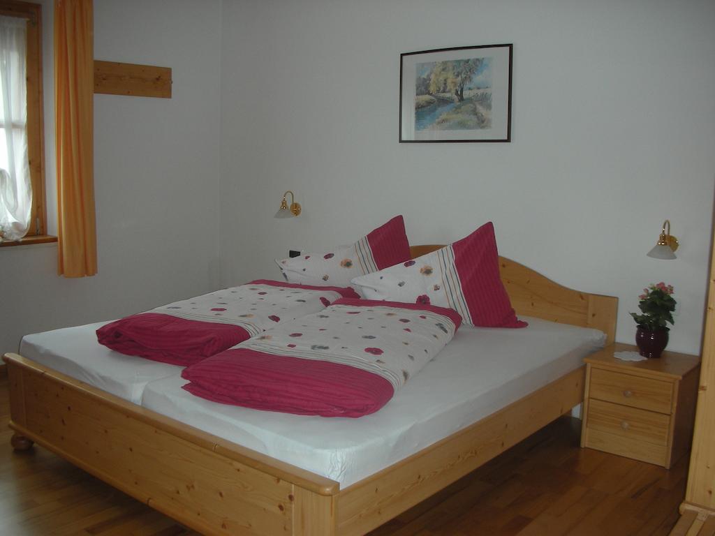 Gasthaus St. Valentin Chiusa Oda fotoğraf